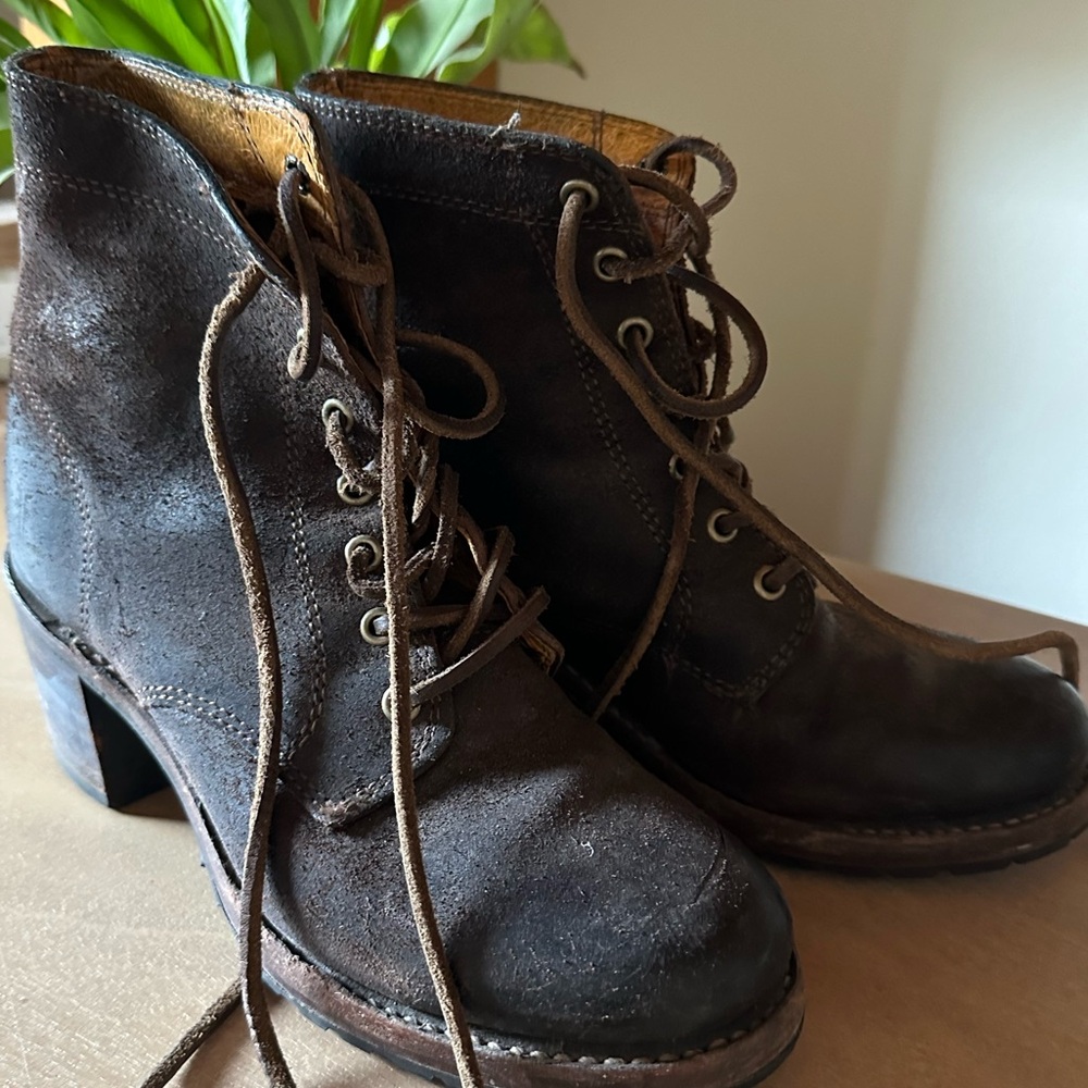Women’s Frye Sabrina Boots